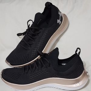 Womens Under Armour Flow Velociti SE Size 9.5